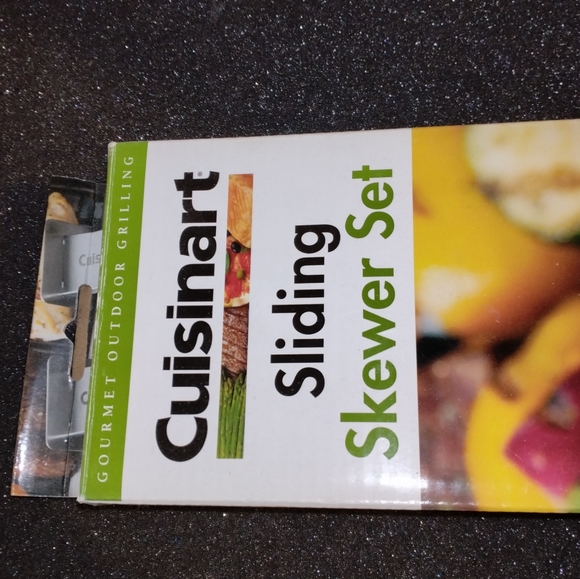 Cuisinart SLIDING DOUBLE SKEWER Keeps Food Steady PACK (SET OF 4) - Picture 3 of 8